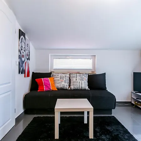 Apartment Borka - Kapovica - Mpolo